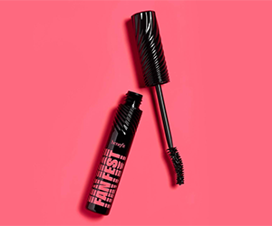 Get Your Free Benefit Cosmetics FAN FEST Mascara Sample | Bold & Beautiful Lashes!